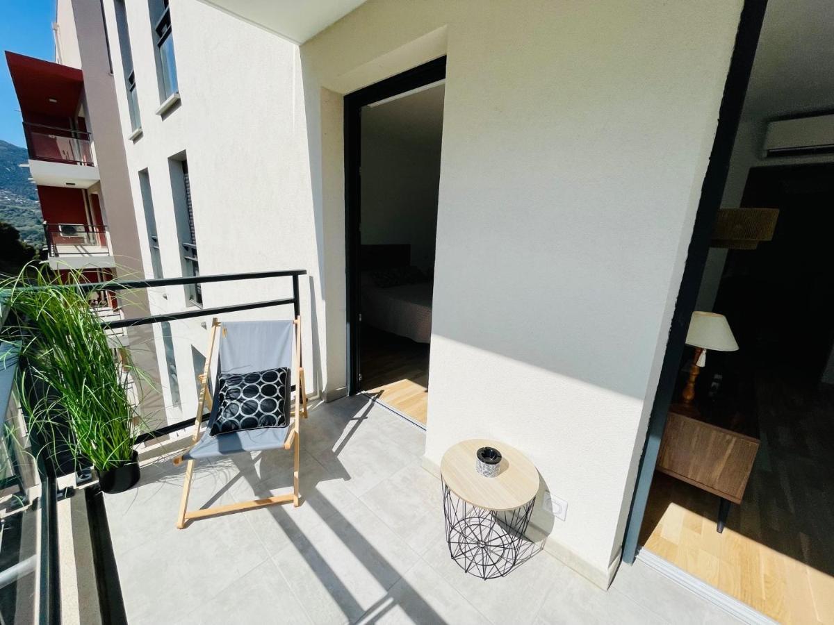 Ajaccio T2 grand standing neuf - centre ville et plages - 4 personnes - parking privé Exterior foto